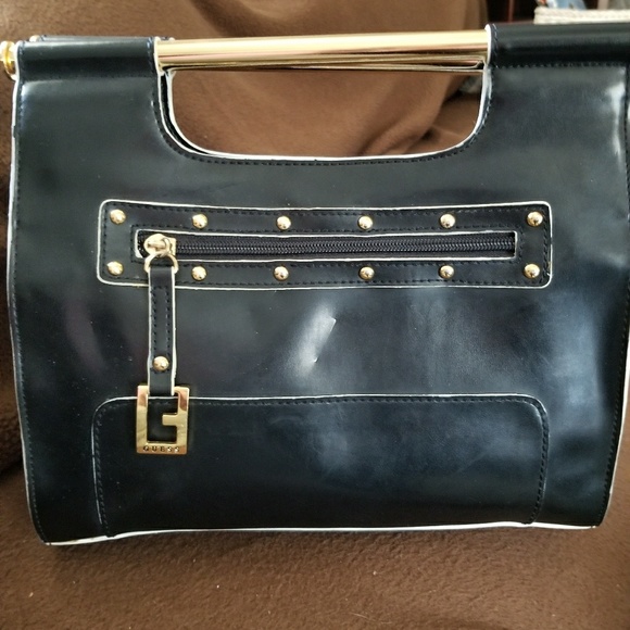 Guess handbag - Picture 2 of 3